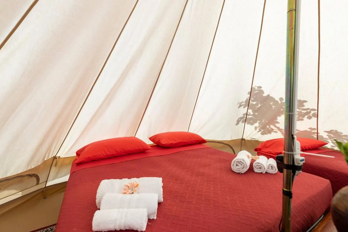 Camping Gole Alcantara Motta Camastra