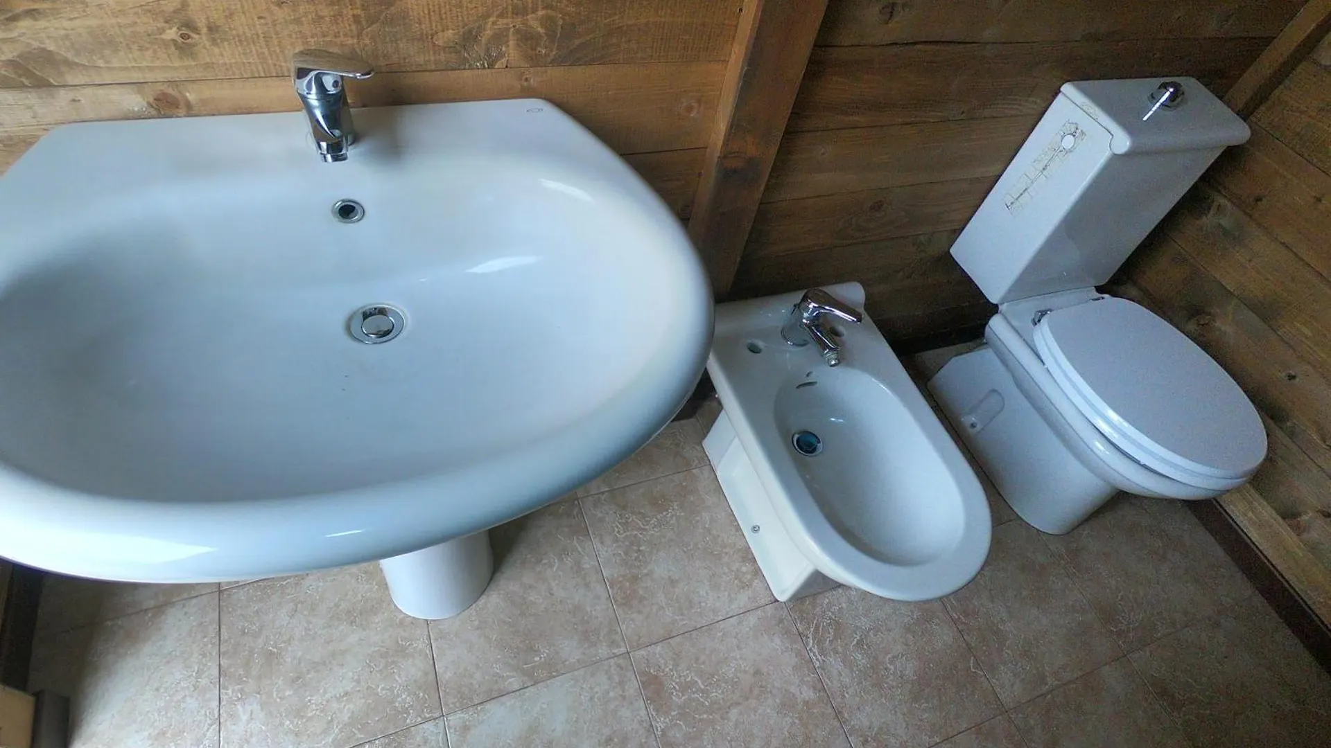 Camping Gole Alcantara Motta Camastra Campsite
